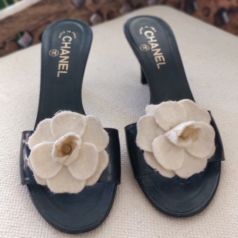 Chanel slides with flower